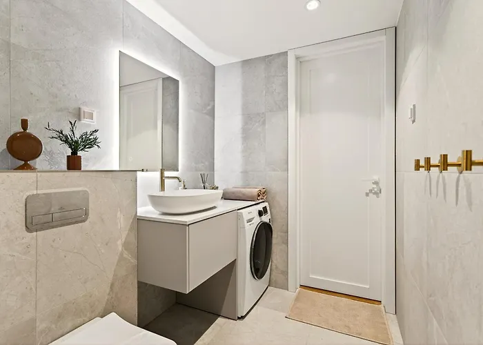 Brand-new Luxury With Sea View *